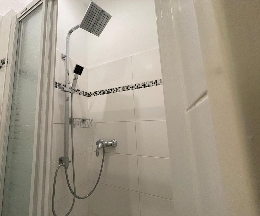 Central Sunny Flat With Free Parking Apartment Vienna Luaran gambar